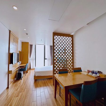 Seashore Hotel & Apartment Дананг Екстериор снимка